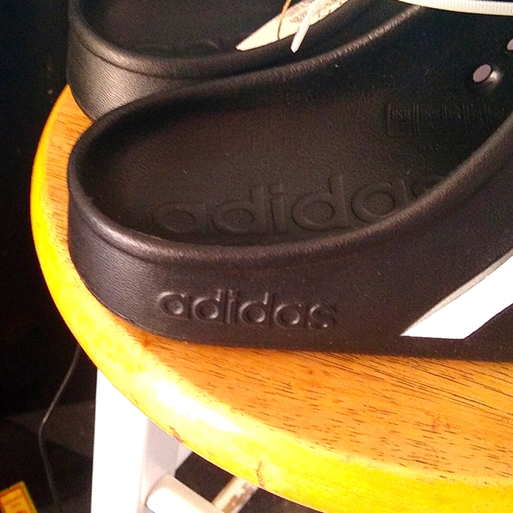 NWT Adidas clogs - Picture 3 of 4